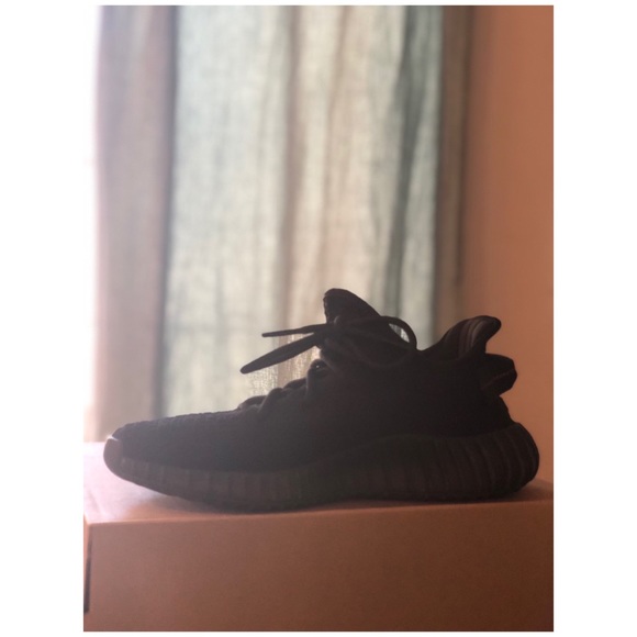 Yeezy Boost 350 V2 Adidas Originals Mens size 7 - Picture 2 of 14